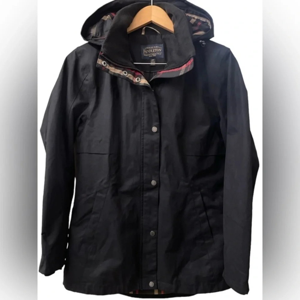 NWOT Pendleton Hooded Rain Jacket- Women’s Medium - Picture 1 of 7